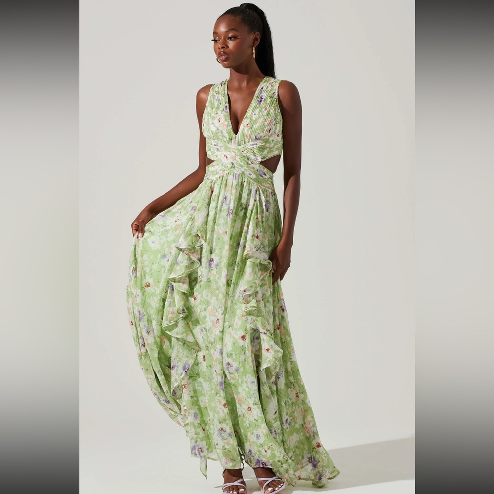 ASTR the Label Dress: Chiffon Boho dress